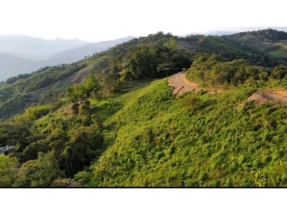 En venta hermosa finca en la vereda Patio Bonito - 2