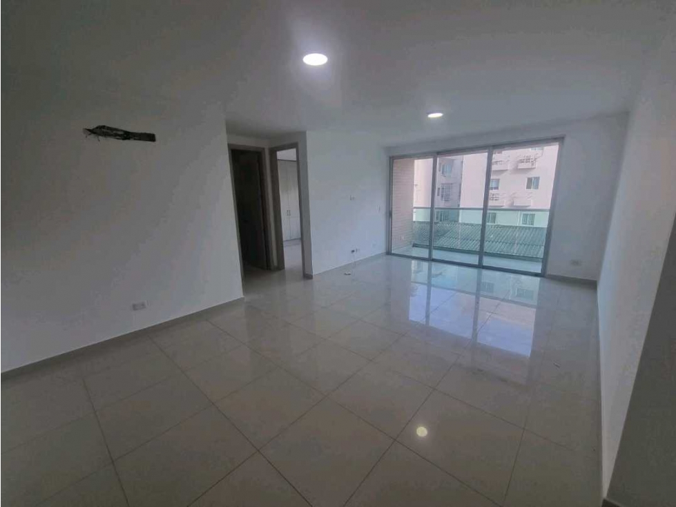 En Venta hermoso Apartamento en el barrio Altamira - Barranquilla. — foto 2
