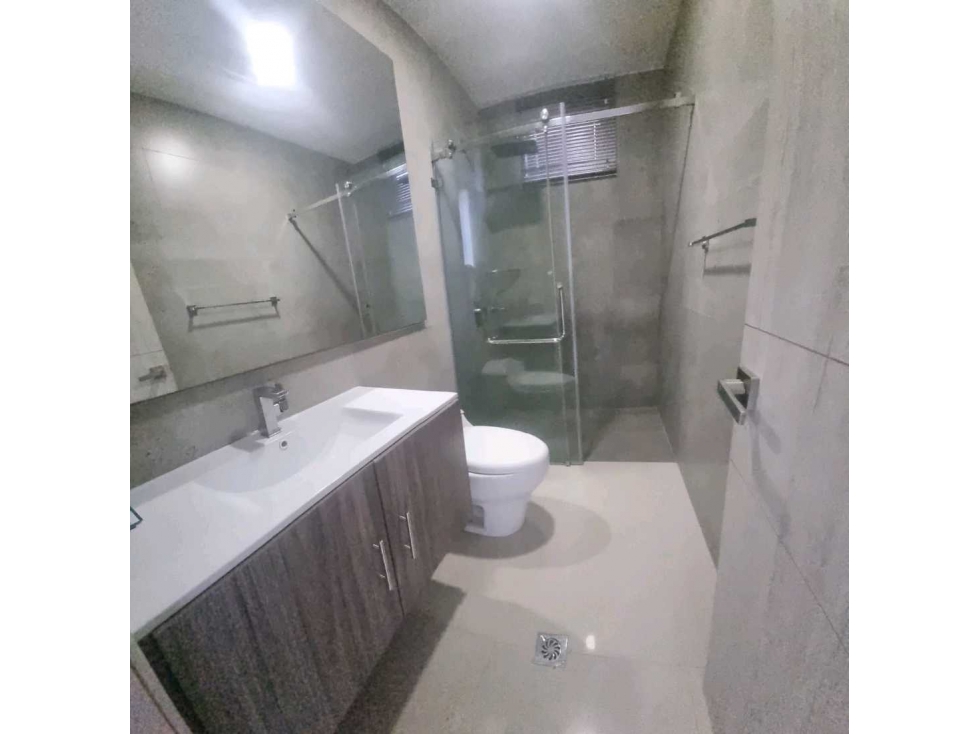 En Venta hermoso Apartamento en el barrio Altamira - Barranquilla. — foto 5