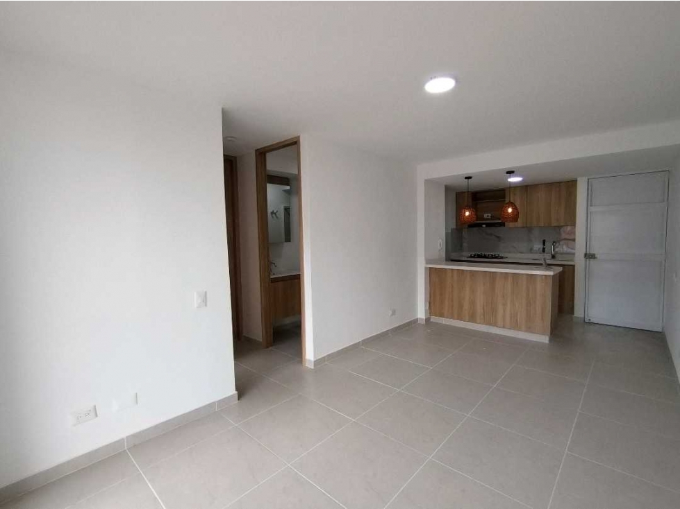 EN VENTA HERMOSO APARTAMENTO PISO3 C/ASCENSOR PARQUE NATURA, Jamundí — foto 2