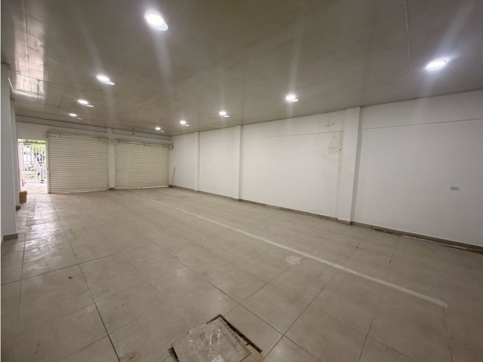 EN VENTA LOCAL COMERCIAL 140m2 B/MANUELA BELTRÁN - 5