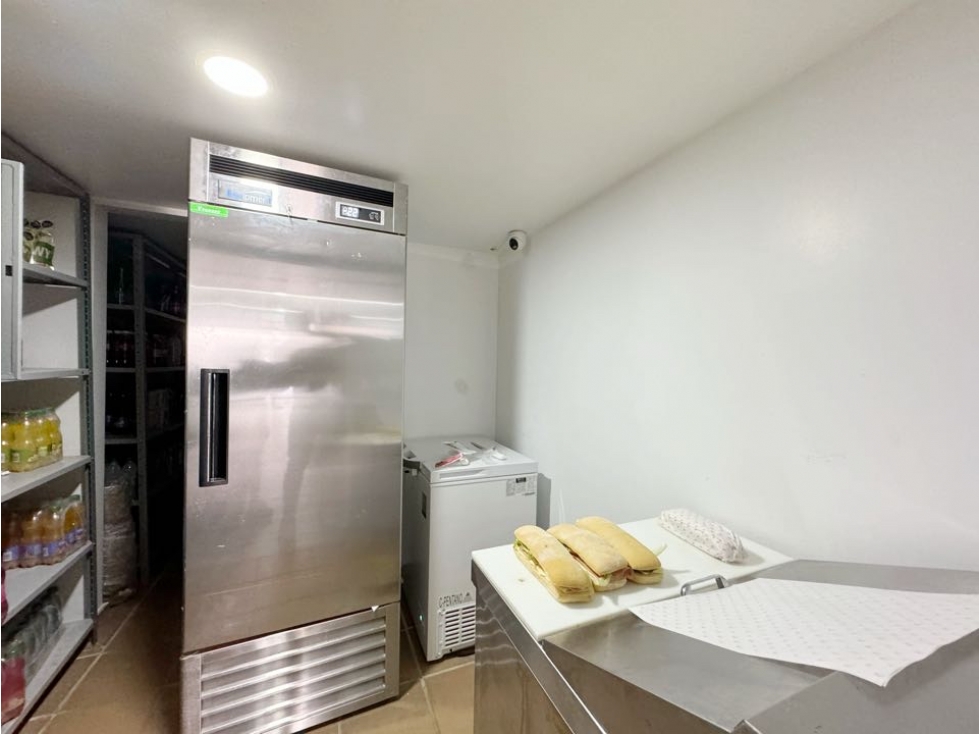 EN VENTA local comercial en Edificio Dominique en Cielo mar Cartagena - 6
