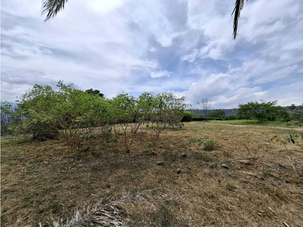 En Venta Lote Campestre 2.203 m2 en Conjunto Cerrado, La Mesa Cund. — foto 2