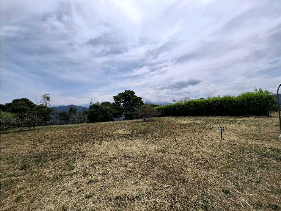 En Venta Lote Campestre 2.203 m2 en Conjunto Cerrado, La Mesa Cund. — foto 3