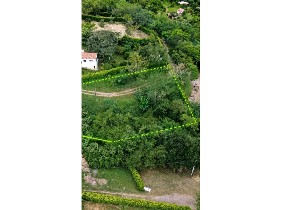 En Venta Lote Campestre 2.400 m2 en Conjunto Cerrado, La Mesa Cund. — foto 2
