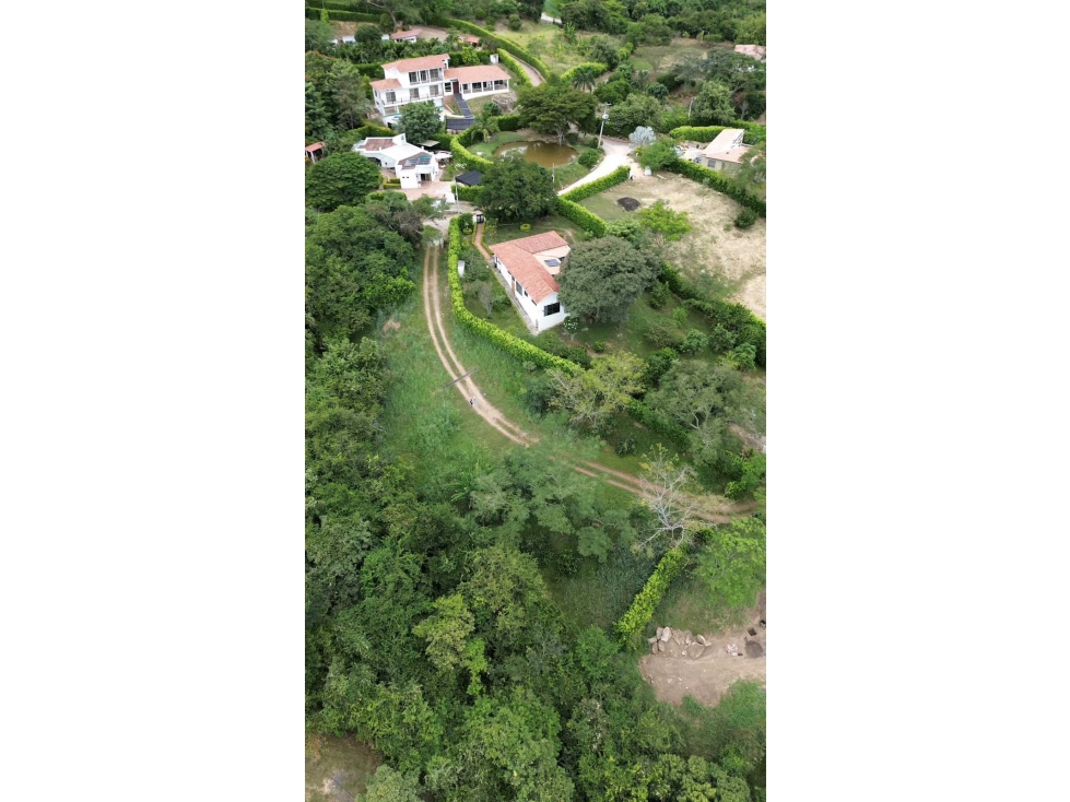 En Venta Lote Campestre 2.400 m2 en Conjunto Cerrado, La Mesa Cund. — foto 4