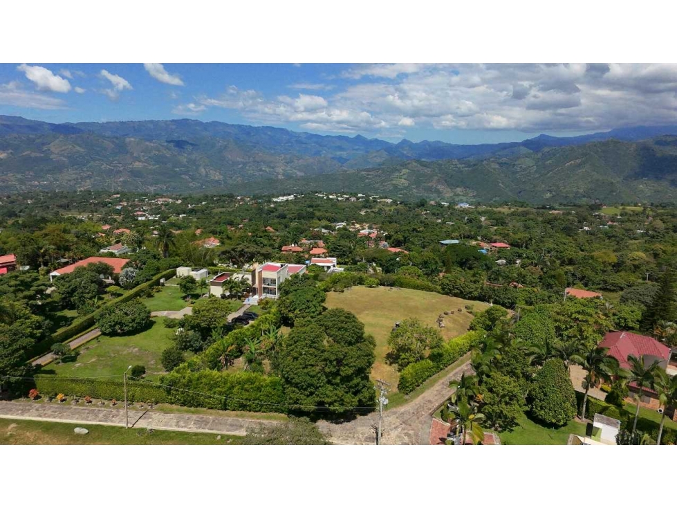 En Venta Lote Campestre 3.037 m2 Miralomas de Holanda, La Mesa Cund.