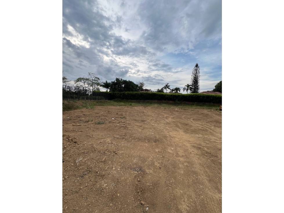 EN VENTA LOTE CAMPESTRE EXCEPCIONAL UBICACIÓN EN CERRITOS — foto 2
