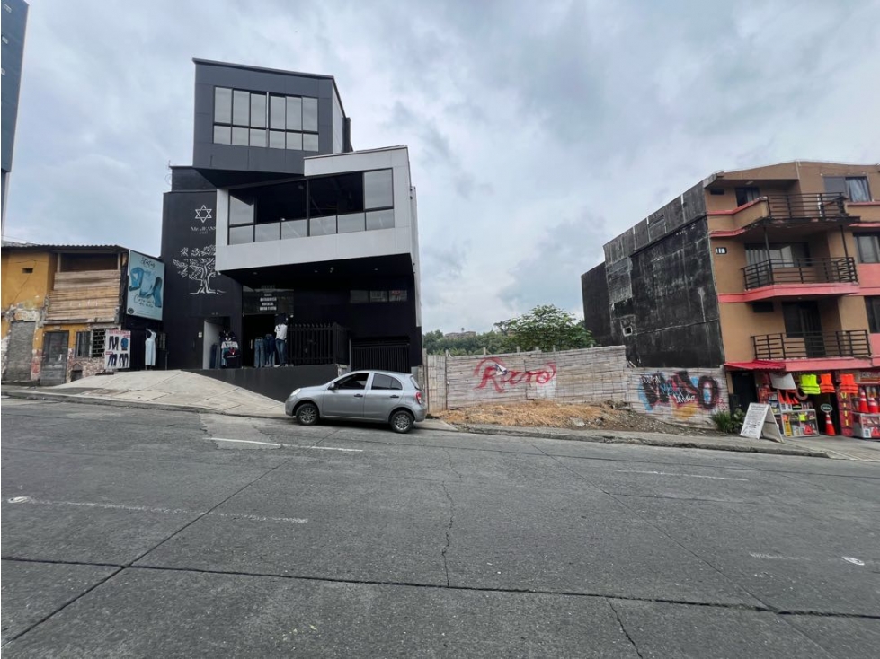 EN VENTA LOTE EN CENTRO PEREIRA