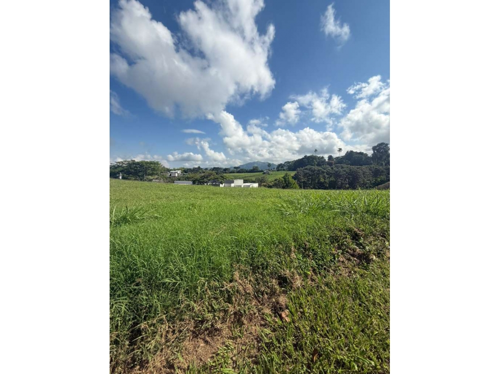 EN VENTA LOTE EN CONDOMINIO EN MALABAR CERRITOS PEREIRA