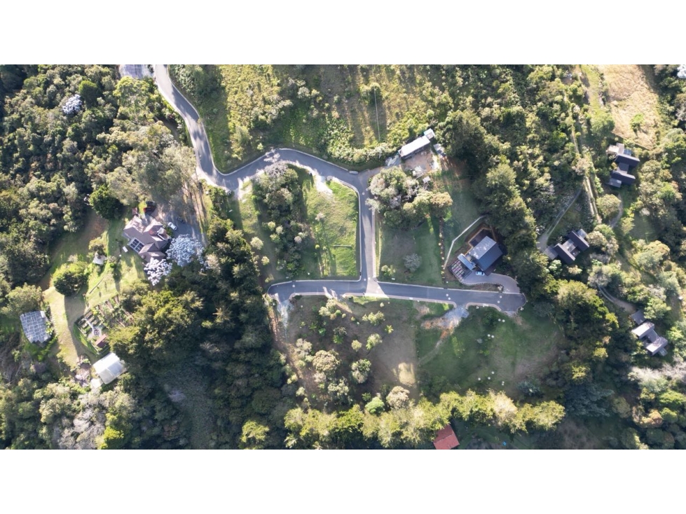 EN VENTA LOTE EN EL ALTO DE LAS PALMAS EN PARCELACIÓN/ ENVIGADO — foto 2