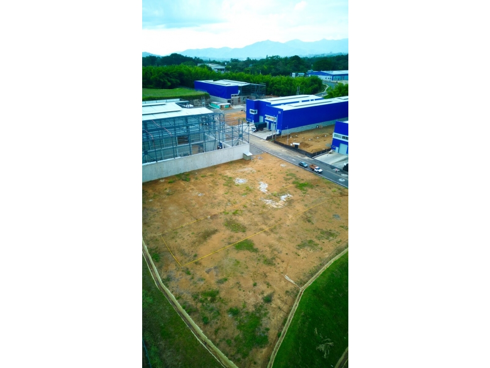 EN VENTA LOTE EN SECTOR LOGISTICO DE CERRITOS PEREIRA — foto 2
