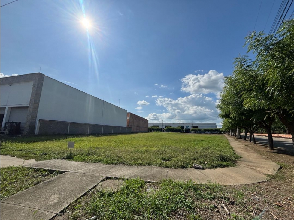 EN VENTA LOTE EN ZONA INDUSTRIAL. — foto 5