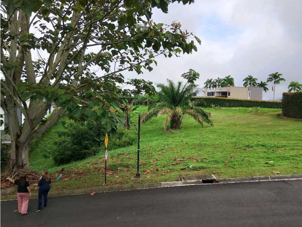 EN VENTA LOTE UBICADO EN CONJUNTO CERRADO EN CERRITOS PEREIRA — foto 4