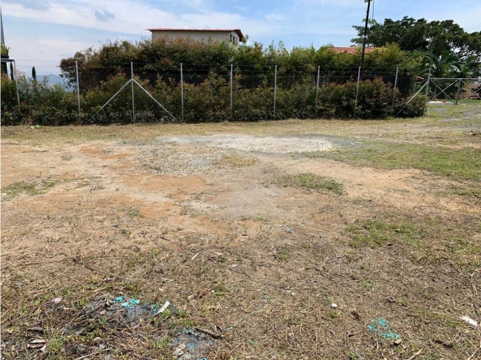 EN VENTA LOTE VIA PEREIRA - ARMENIA