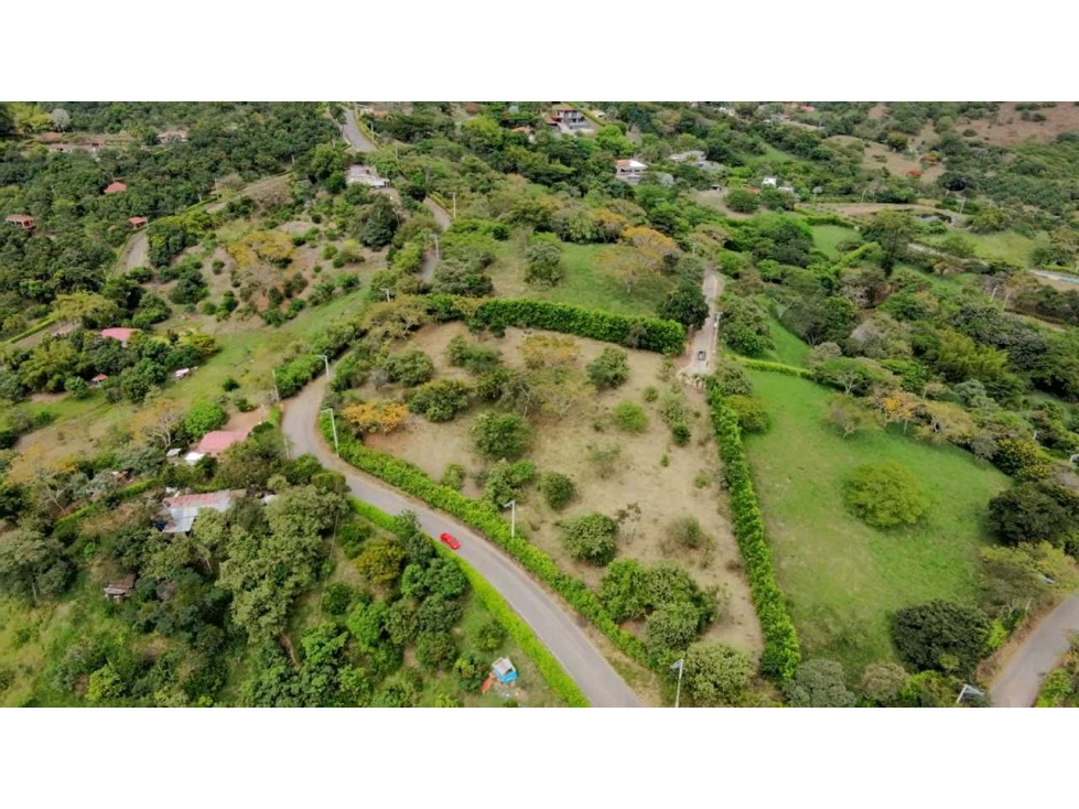 En Venta Lotes Campestres entre 5.999 y 7.199 m2 en Conjunto, La Mesa