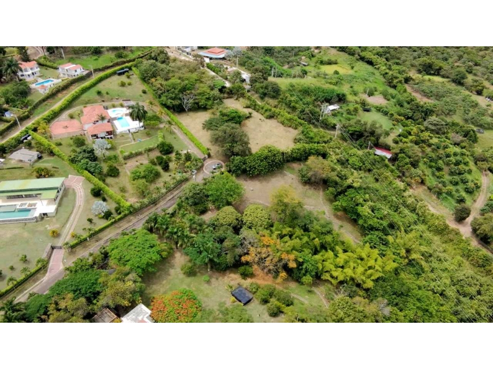En Venta Lotes Campestres entre 5.999 y 7.199 m2 en Conjunto, La Mesa — foto 3