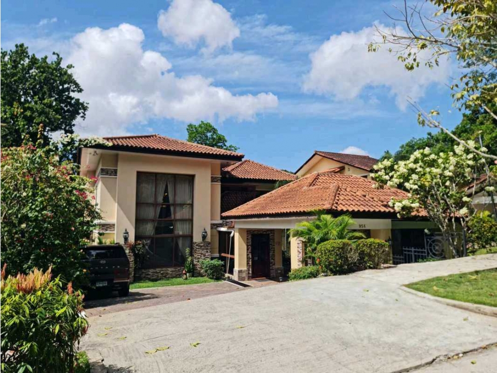 VENTA O ALQUILER CASA EN CAMINO DE CRUCES, CIUDAD DE PANAMÁ CP