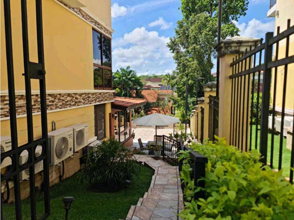 VENTA O ALQUILER CASA EN CAMINO DE CRUCES, CIUDAD DE PANAMÁ CP — foto 2