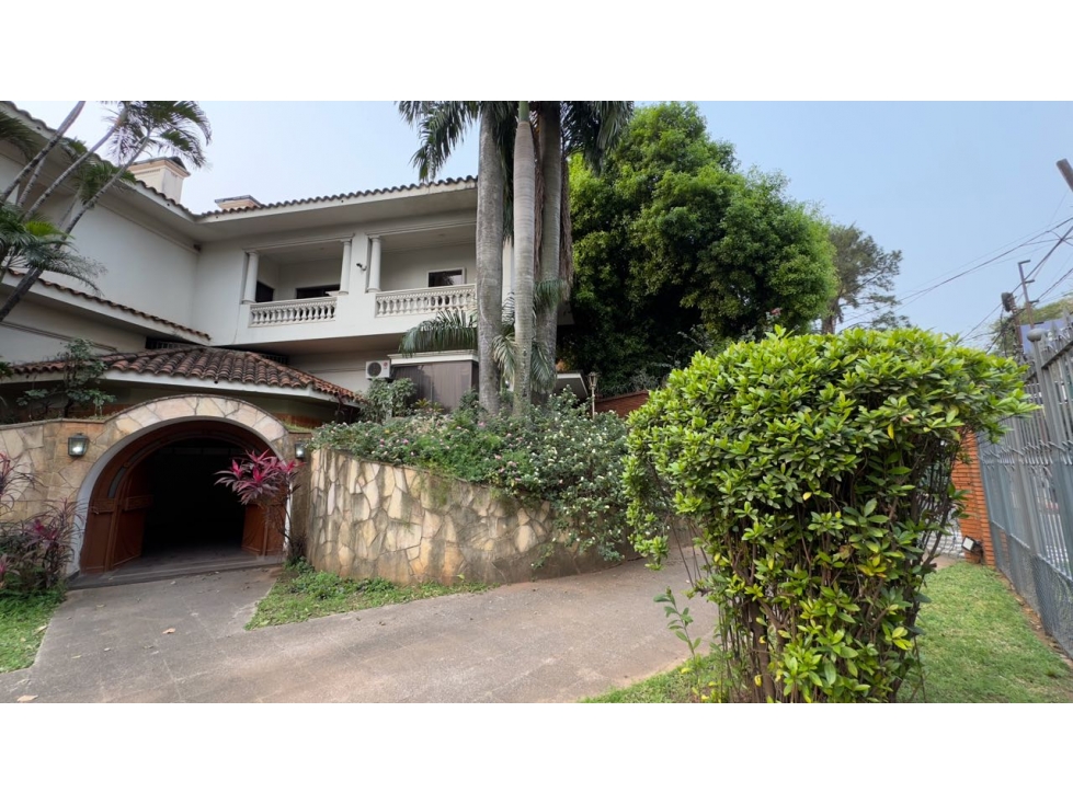 EN VENTA GRAN RESIDENCIA SOBRE AVDA ESPAÑA — foto 2