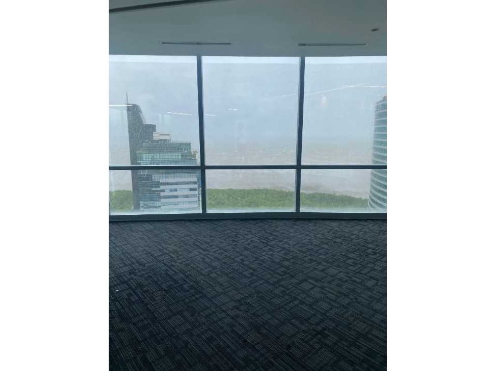EN VENTA O ALQUILER OFICINA EN FINANCIAL PARK - 2
