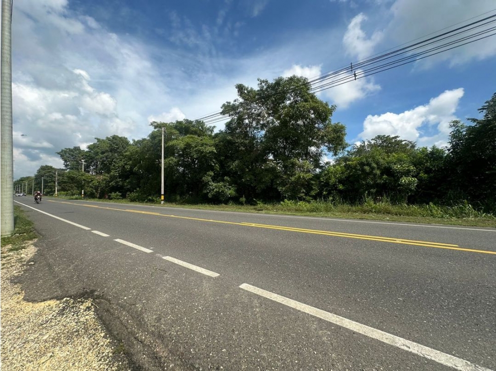 EN VENTA OPORTUNIDAD EXCLUSIVO LOTE! EN ARJONA - 4