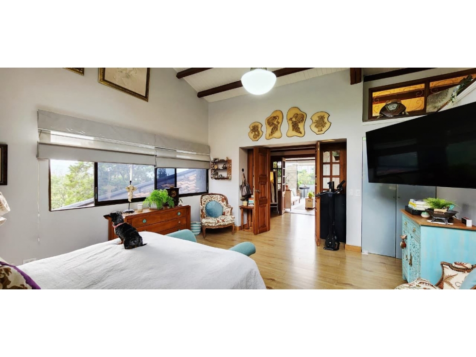 EN VENTA PENT HOUSE EN LA TRANSV INFERIOR/ EL POBLADO