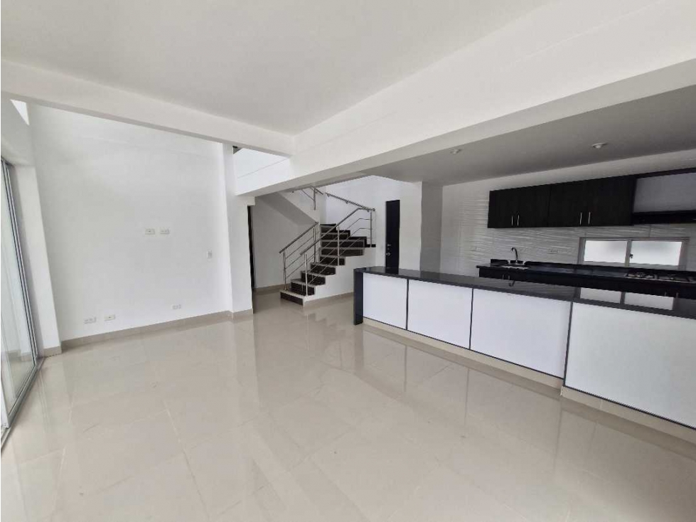 En Venta Penthouse Palmas de Iraka 184 m2, 630 millones, La Mesa Cund — foto 4