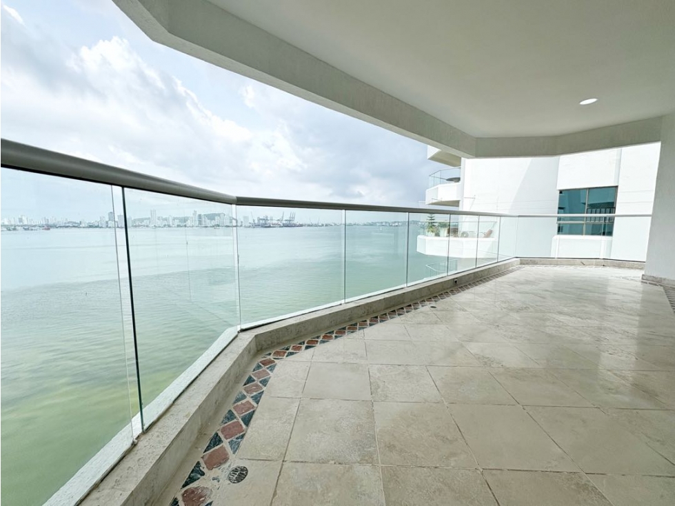 EN VENTA!APARTAMENTO EDIFICIO CASA BLANCA CON VISTA DIRECTA A LA BAHIA - 2
