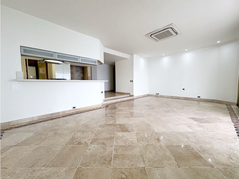 EN VENTA!APARTAMENTO EDIFICIO CASA BLANCA CON VISTA DIRECTA A LA BAHIA - 4