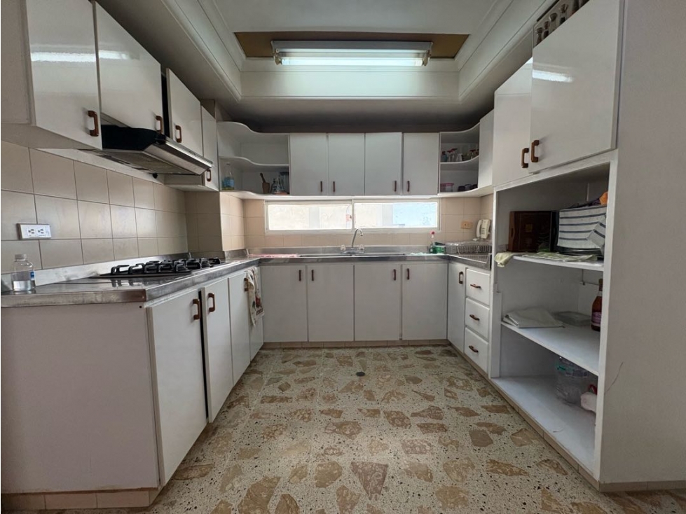 EN VENTA/ARRIENDO APARTAMENTO EN CASTILLOGRANDE CON VISTA AL MAR! — foto 5