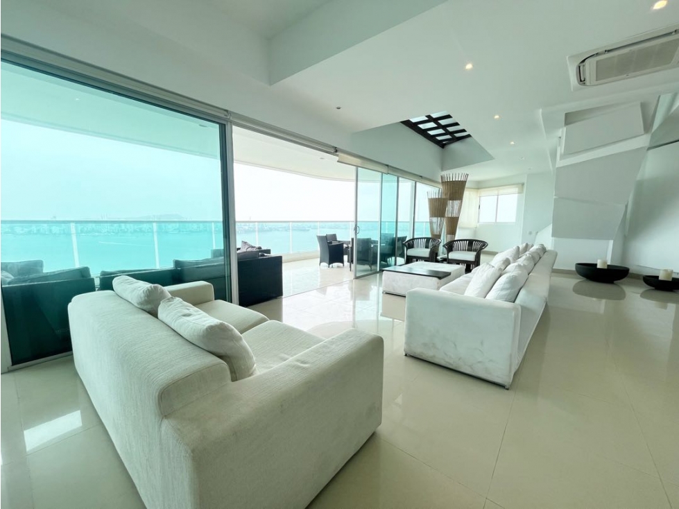 EN VENTA/ARRIENDO ESPECTACULAR PH SOBRE LA BAHÍA DE CARTAGENA!!
