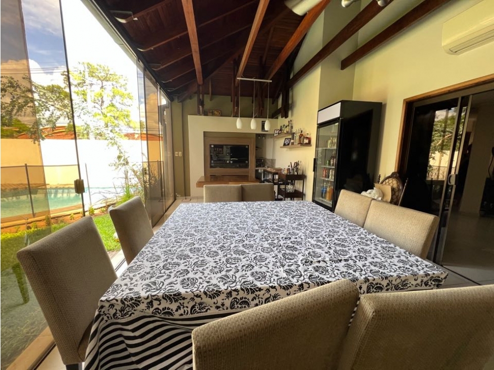 En Villa Morra!Casa con piscina y 3 dormitorios en suite en alquiler. - 3