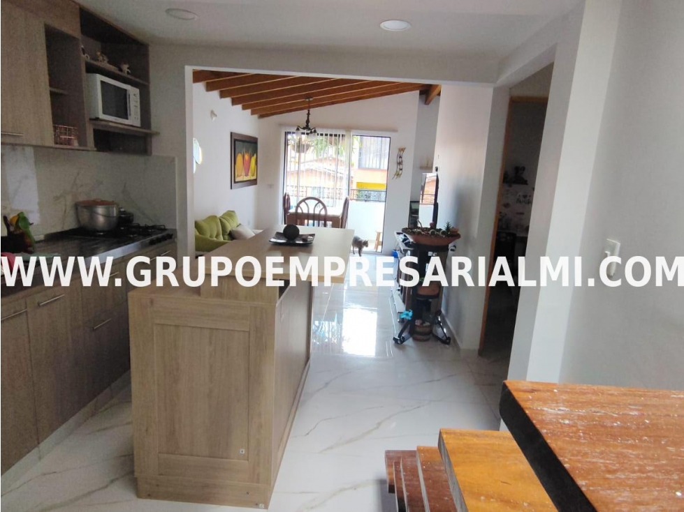 ENCANTADOR APARTAMENTOEN VENTA - SECTOR CABAÑITAS COD: 34049