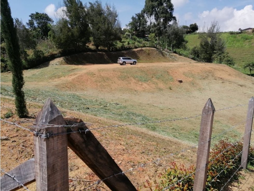 ENCANTADOR LOTE CAMPESTRE EN VENTA EL CARMEN DE VIBORAL — foto 5