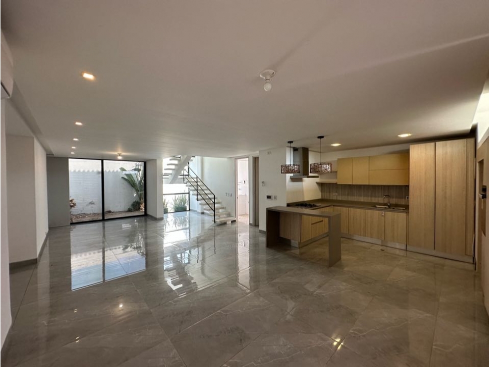 Encantadora casa en conjunto cerrado en venta, sector Pradomar. - 1