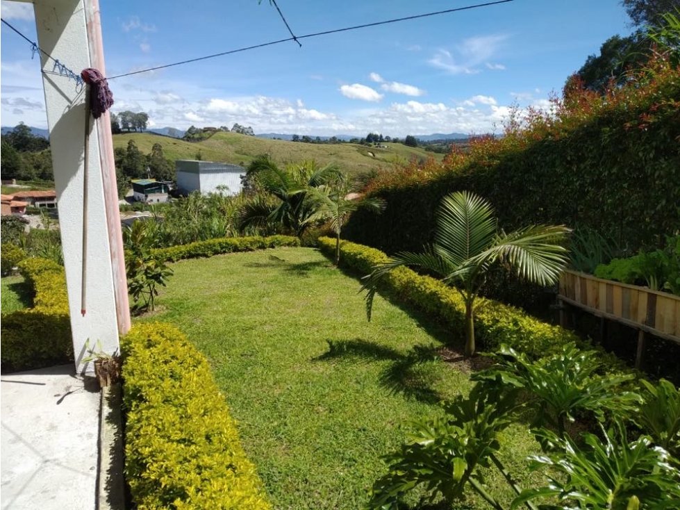 ENCANTADORA FINCA EN VENTA EL CÁRMEN DE VIBORAL — foto 2