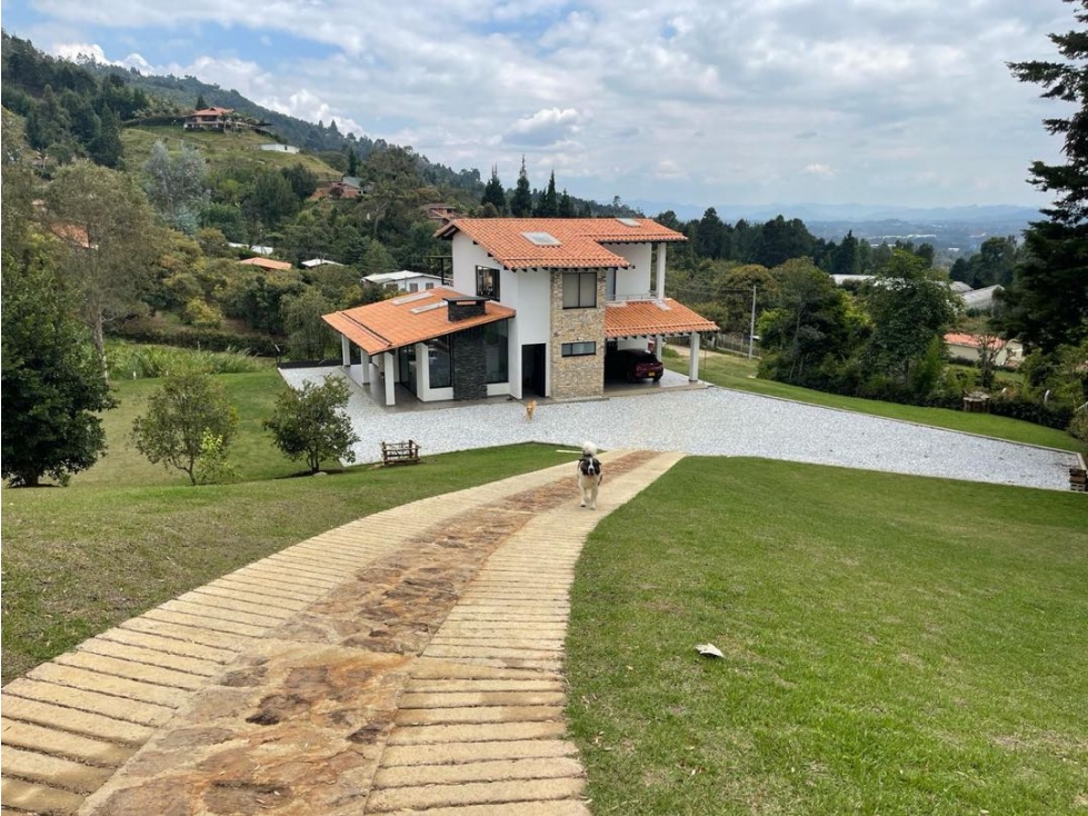 ENCANTADORA FINCA EN VENTA GUARNE