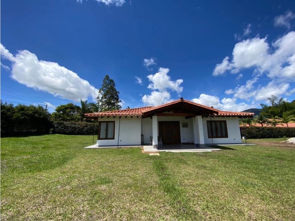 ENCANTADORA FINCA EN VENTA VEREDA AGUAS CLARAS EL CARMEN DE VIBORAL - 6