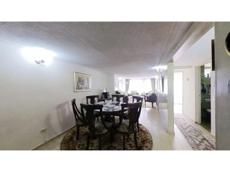 Engativá, Engativá - 4H/3B + Bajó $20.0M · Casa con parqueadero - 3