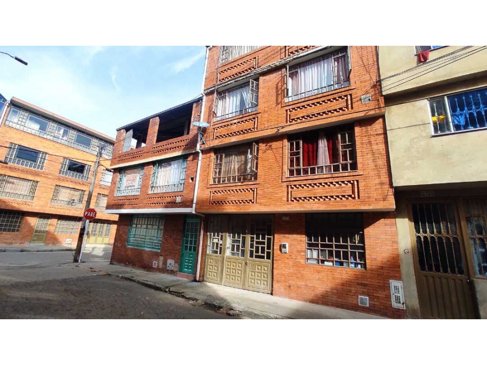 ENGATIVA, Edificio, 4 apartamentos, 140 M2