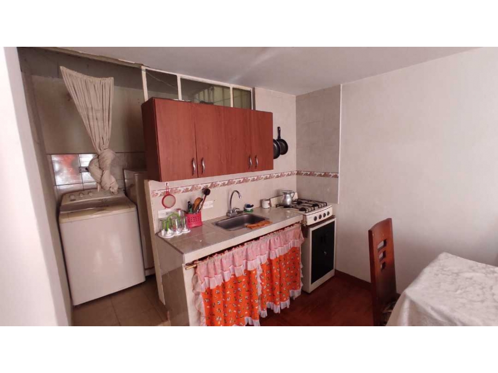 ENGATIVA, Edificio, 4 apartamentos, 140 M2 — foto 5
