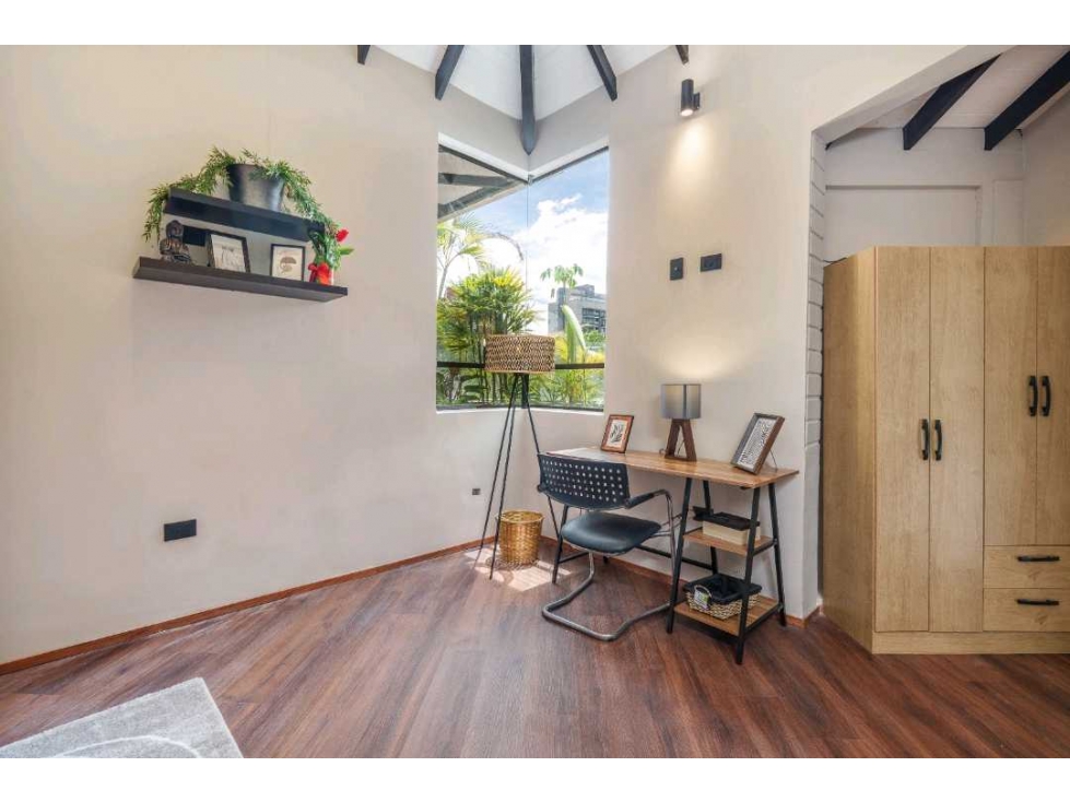 ENORME APARTAMENTO AMOBLADO CON TERRAZA EN LOS BALSOS POBLADO — foto 3