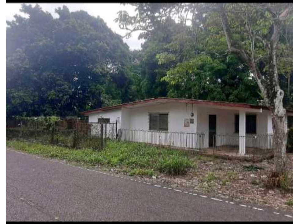 EN.VENTA CASA EN EL.PUEBLO.DE.LAS.LAJAS - 2