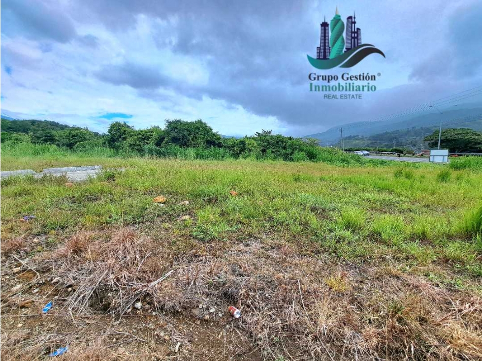 EN.VENTA LOTE COMERCIAL.DE 3300mts con.37 de frente via principal AB. — foto 4