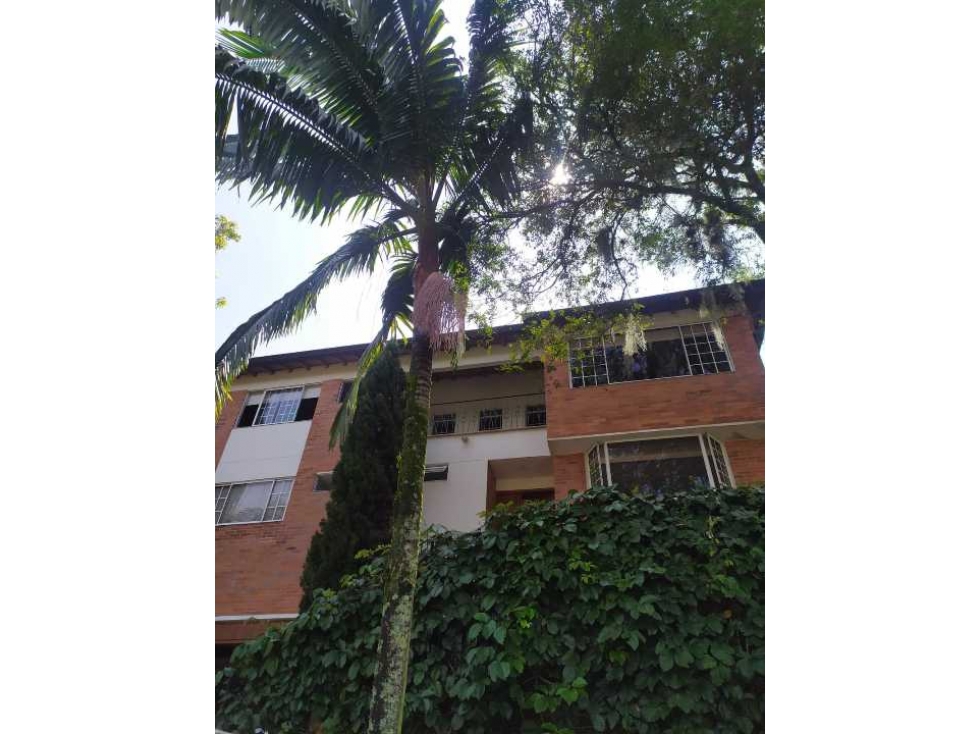 *envigado benedictinos* Unidad de casas independien ,5 alcobas ,zona