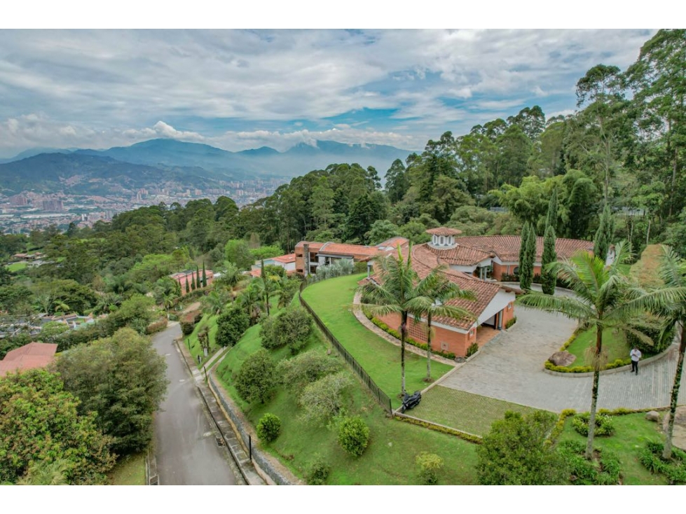 Envigado parte baja un solo nivel 4 habitaciones — foto 3