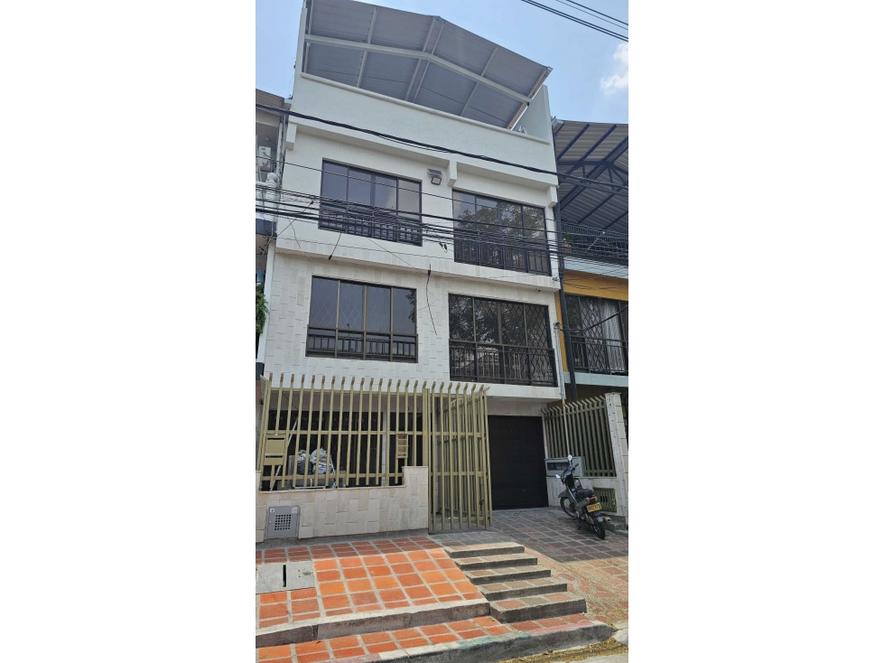 Edificio de 7 unidades de negocio, todas rentando,excelente ubicacion — foto 2