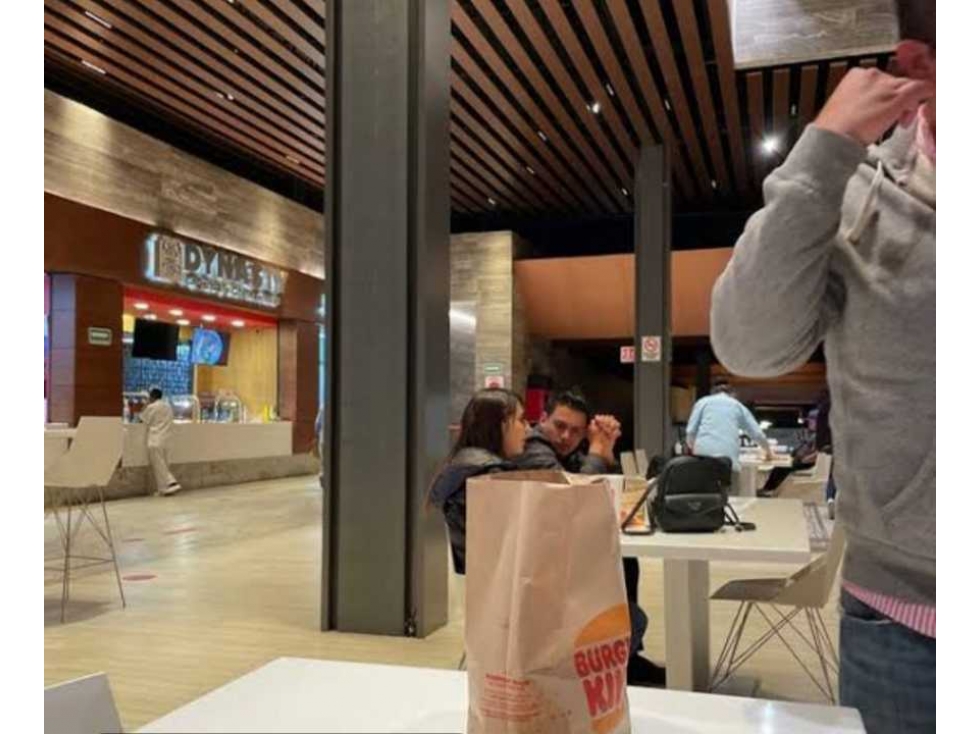 Espacio comercial en Renta para fast food. En Zona plateada - 2
