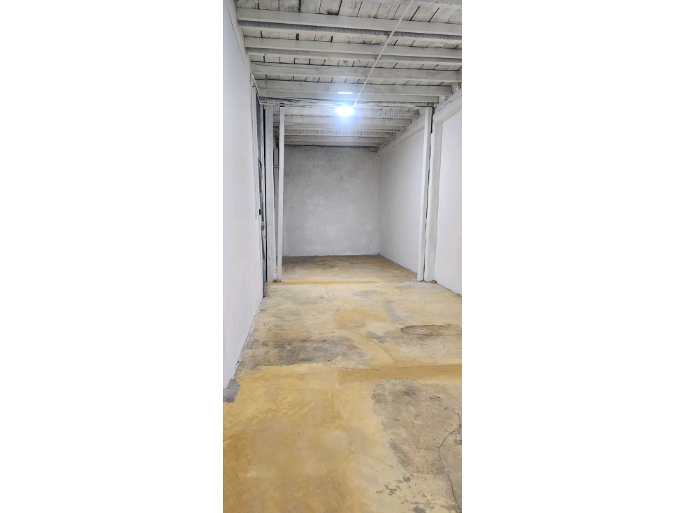 Espacio para bodegaje o almacenamiento liviano (muebles y enseres) - 6